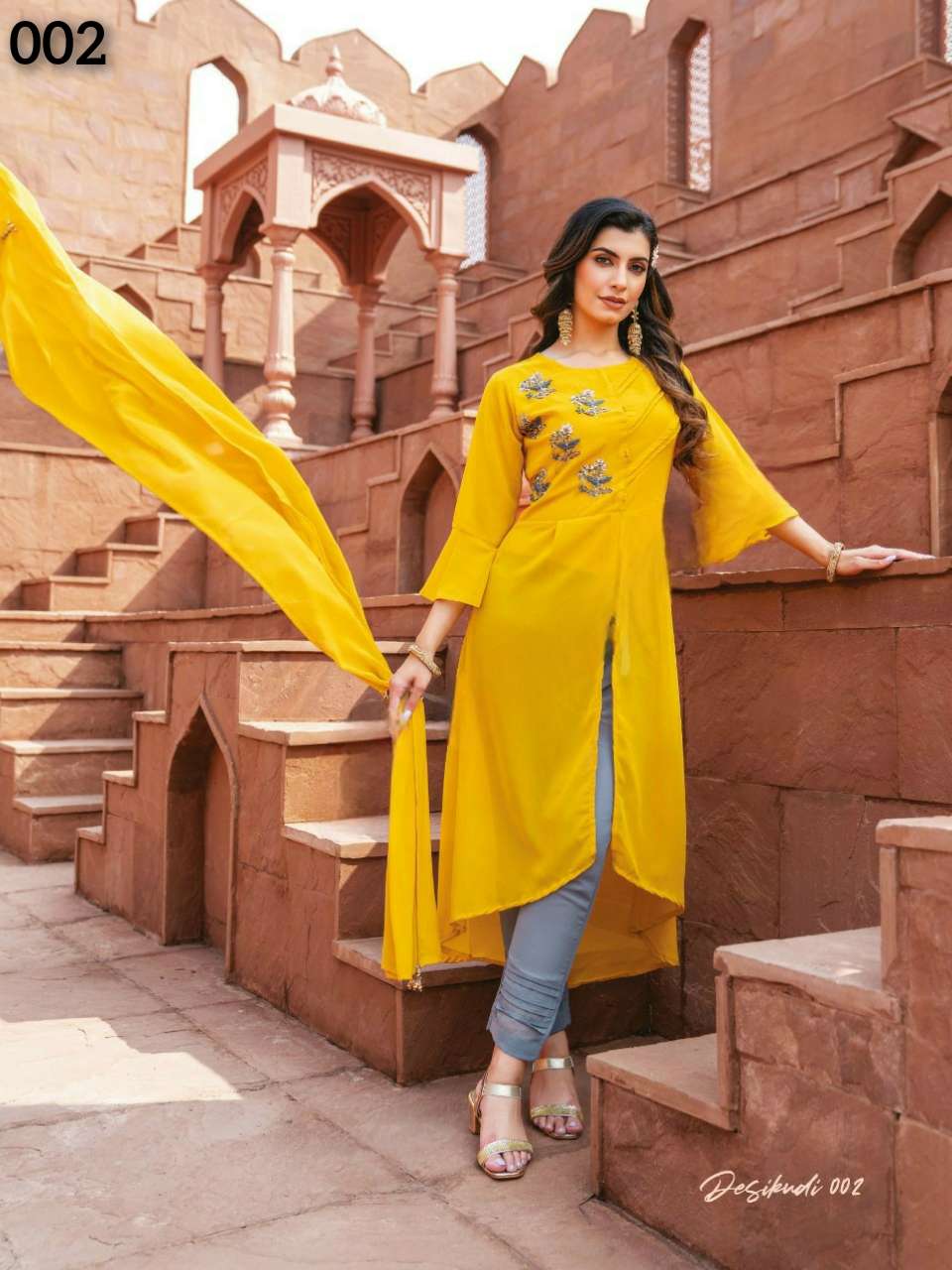 S3forever-Desi Kudi-Handwork-Zardosi-Fox-Georgette-Kurti- Bottom-Dupatta-002